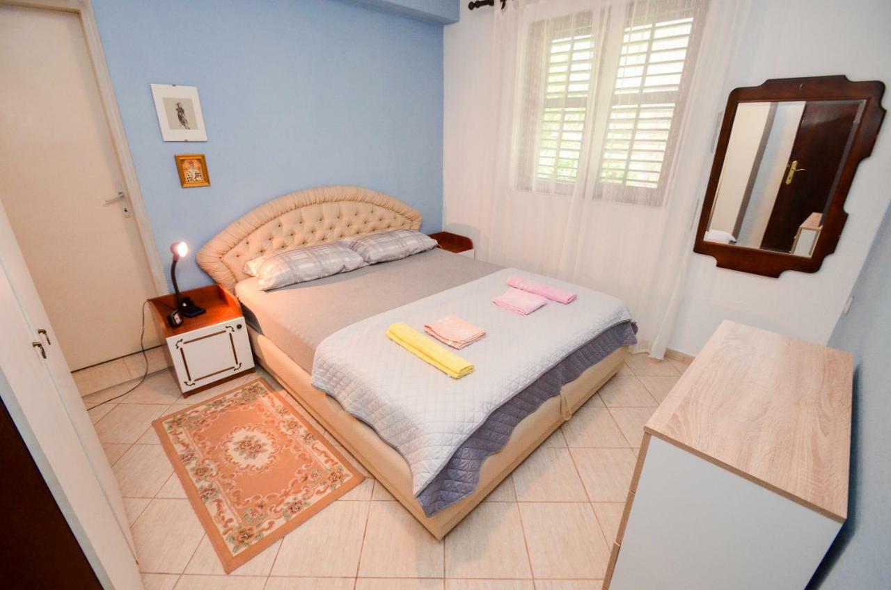 Apartment Buki Kotor Luaran gambar